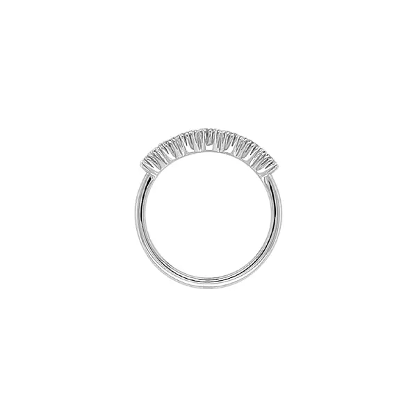 Goldring mit Diamanten