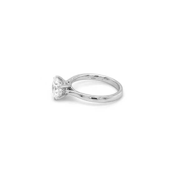 Gold Verlobungsring mit Diamant