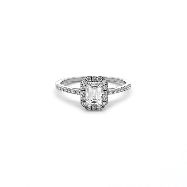 Verlobungsring aus Gold mit Diamanten