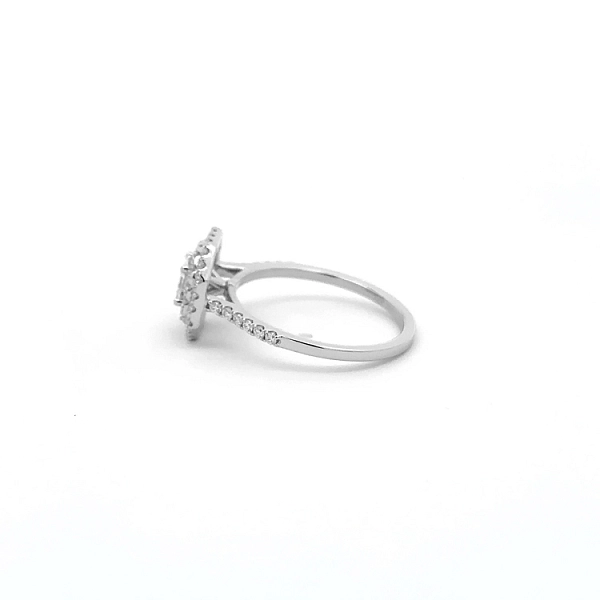 Goldring mit Diamanten