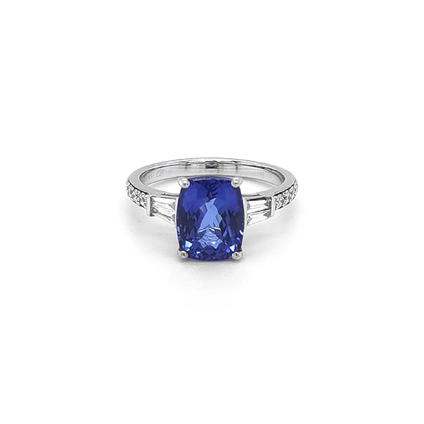 Goldring mit Tansanit und Diamanten