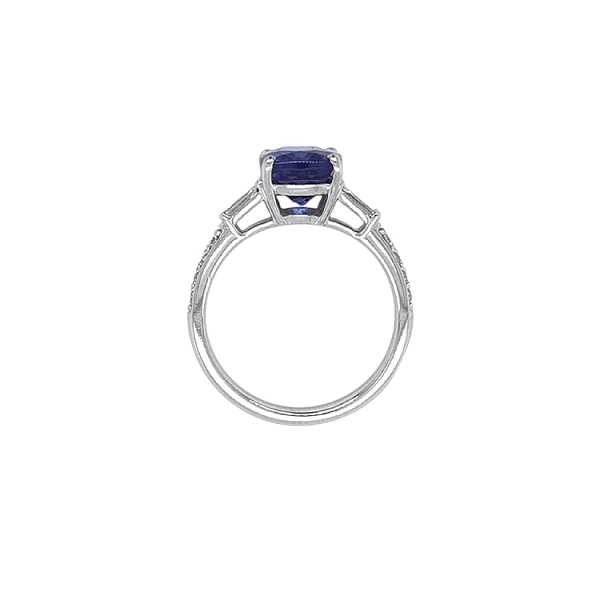 Goldring mit Tansanit und Diamanten