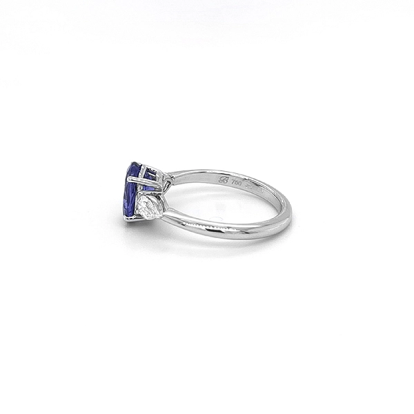 Goldring mit Tansanit und Diamanten