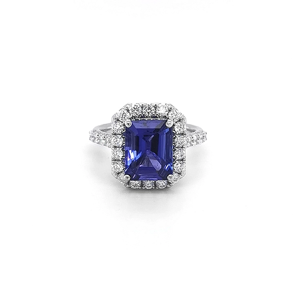 Goldring mit Tansanit und Diamanten