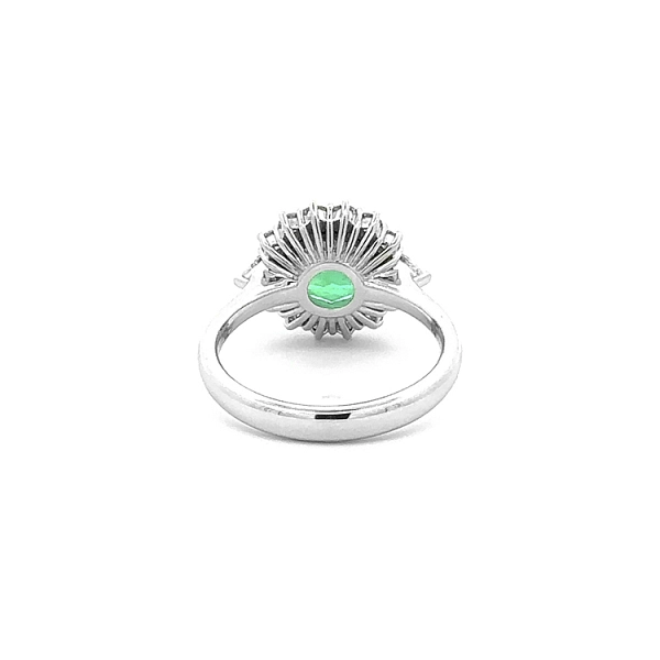 Goldring mit Smaragd und Diamanten
