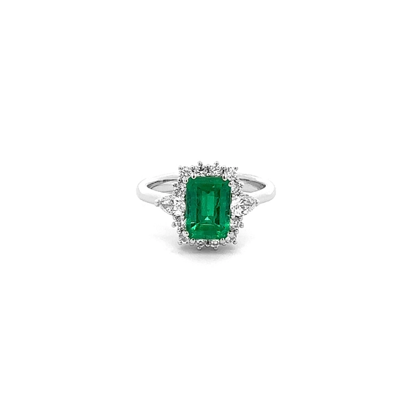 Goldring mit Smaragd und Diamanten