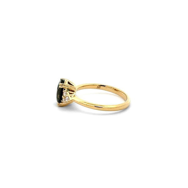 Goldring Grüner Turmalin und Diamanten