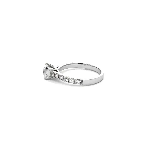 Gold Verlobungsring Diamanten