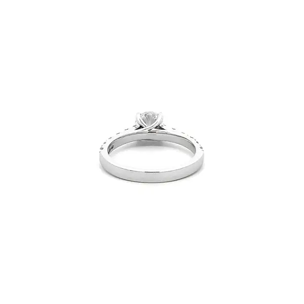 Gold Verlobungsring Diamanten