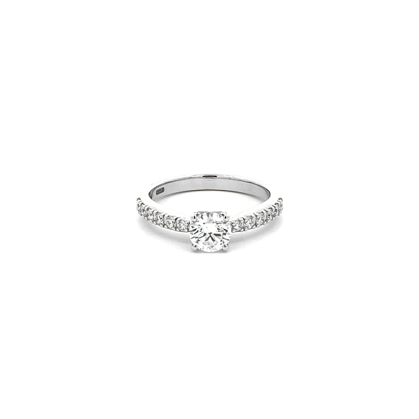 Verlobungsring aus Gold mit Diamanten