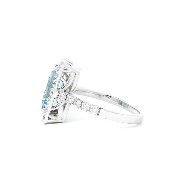 Harmonie aus Aquamarin und Diamanten in luxuriösem Weißgold