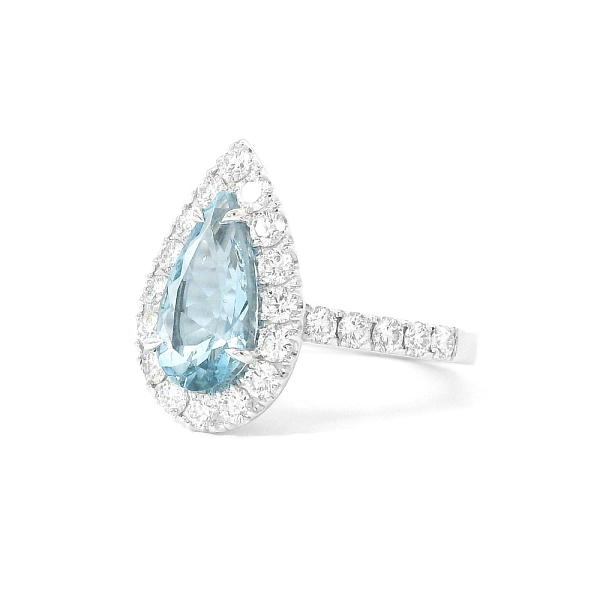 Luxuriöser tropfenförmiger Ring mit Aquamarin und Diamanten