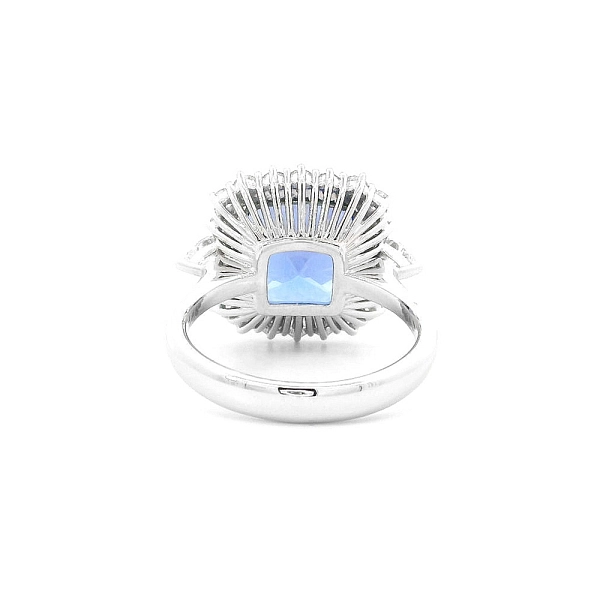 Blue Treasure - Ring mit Tansanit und Diamant Eleganz