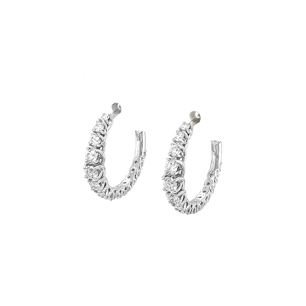 Runde Goldohrringe mit Diamanten