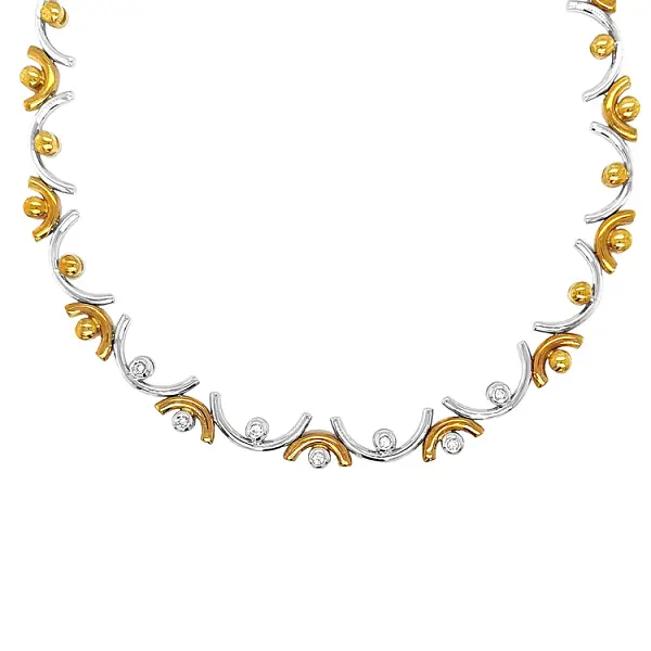 Gold-Halskette mit Diamanten