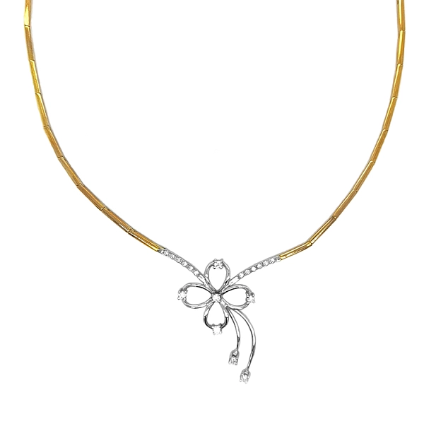 Gold-Halskette mit Diamanten