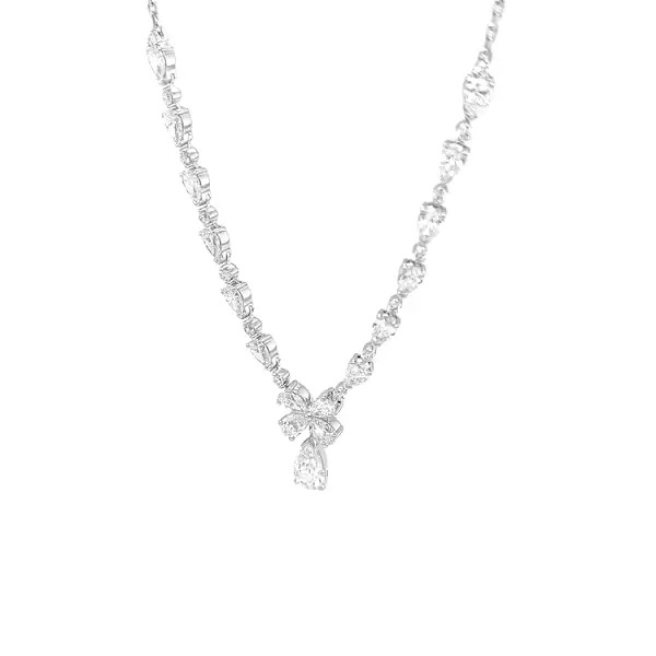 Gold-Halskette mit Diamanten