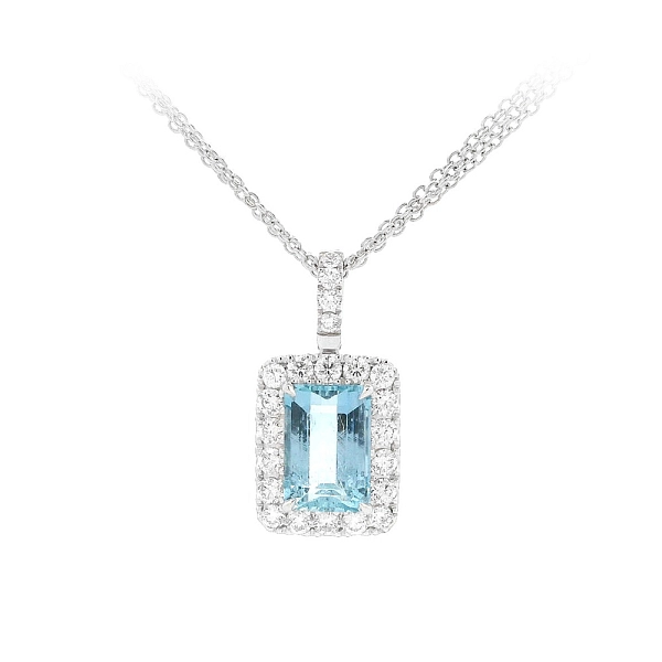 Funkelnder Aquamarin umgeben von Diamanten in Luxusschmuck