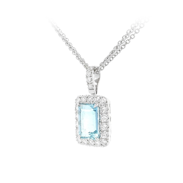 Funkelnder Aquamarin umgeben von Diamanten in Luxusschmuck