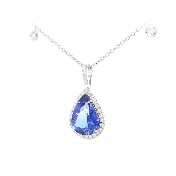 Elegante Kombination aus Tansanit und Diamanten in einzigartigem Design