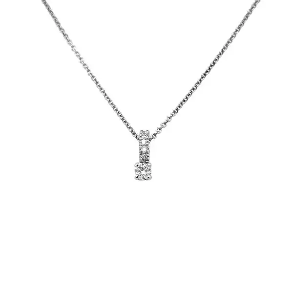 Gold-Anhänger mit Diamanten