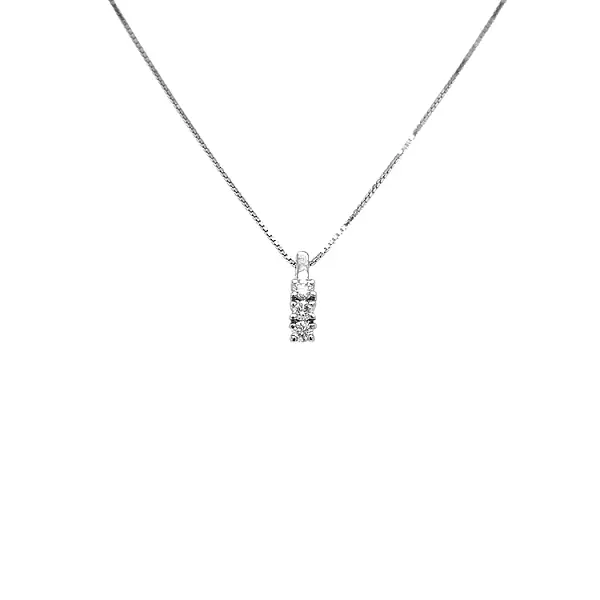 Gold-Anhänger mit Diamanten