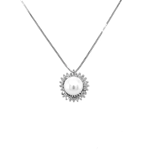 Goldanhänger mit Naturperle und Diamanten