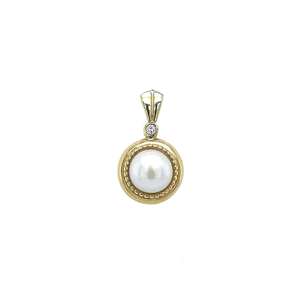 Gold-Anhänger mit Perle und Diamant