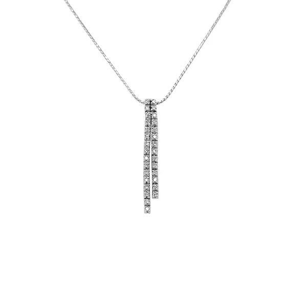 Gold-Anhänger mit Diamanten