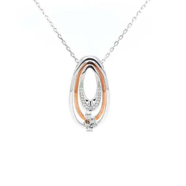 Gold-Anhänger mit Diamanten