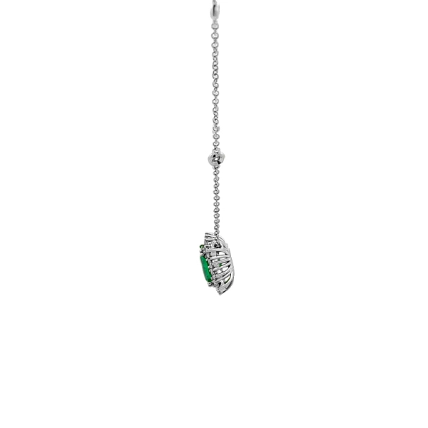 Gold-Anhänger mit Smaragd und Diamanten