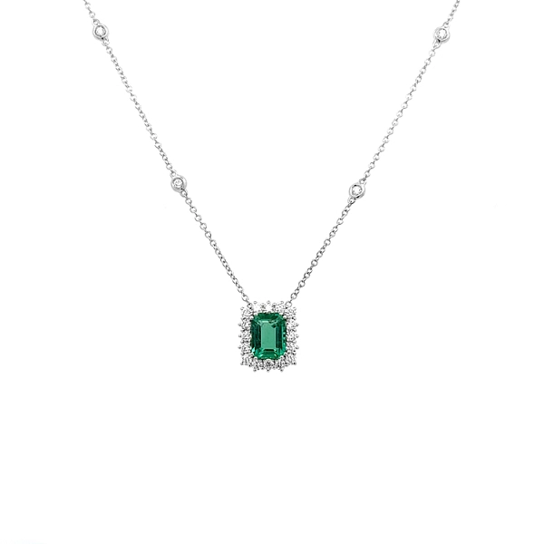Gold-Anhänger mit Smaragd und Diamanten