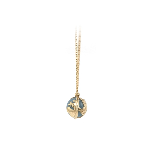Goldene Halskette mit blauem Stein