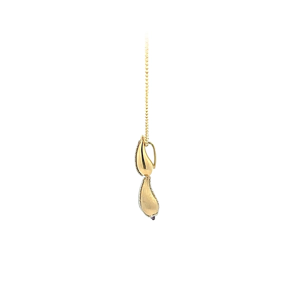 Goldene Halskette mit lila Stein