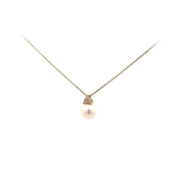 Gold-Halskette mit Perlen und Zirkonen