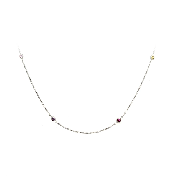 Goldkette mit farbigen Steinen