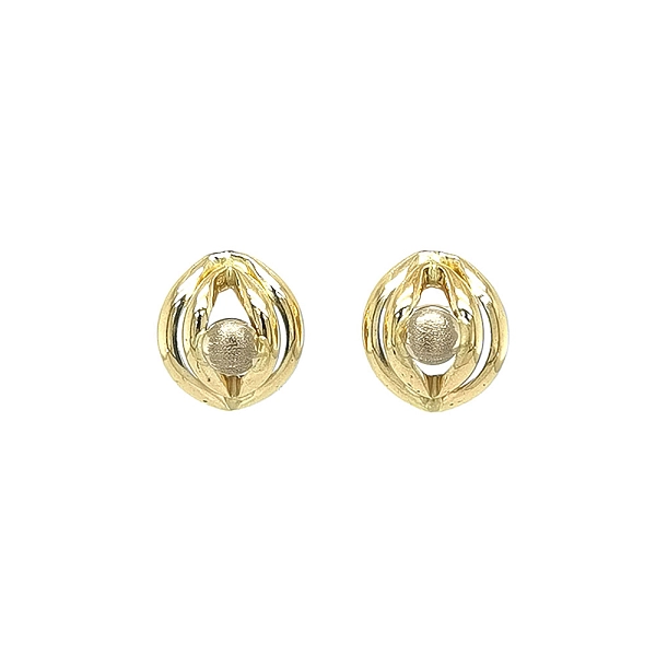 Zeitlose Ohrringe mit Goldkugel und einzigartigem Design