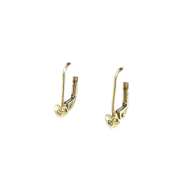 Elegante goldene Herzohrringe mit Zirkonia