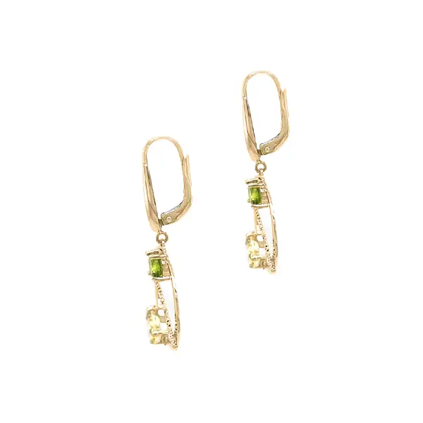 Goldfarbene Ohrringe mit Anhänger