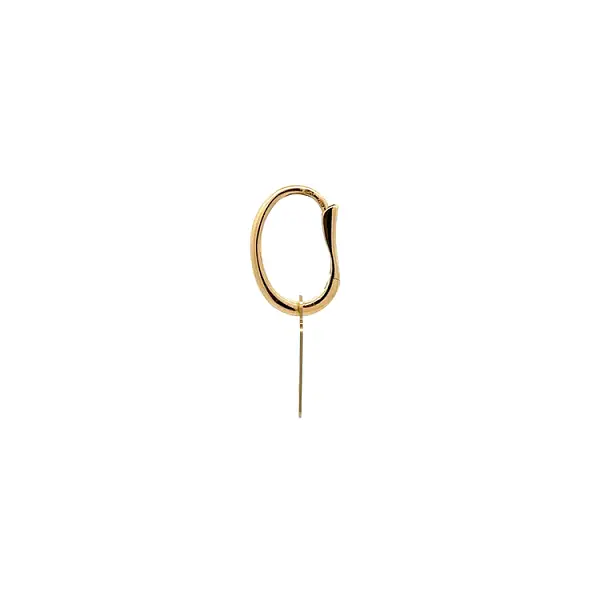 Goldfarbene Ohrringe mit Anhänger