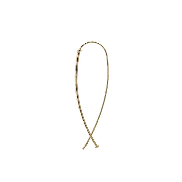 Goldfarbene Ohrringe mit Anhänger