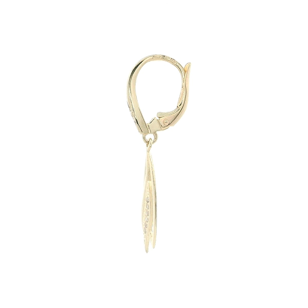 Goldohrringe mit glänzenden Zirkonen in elegantem Design