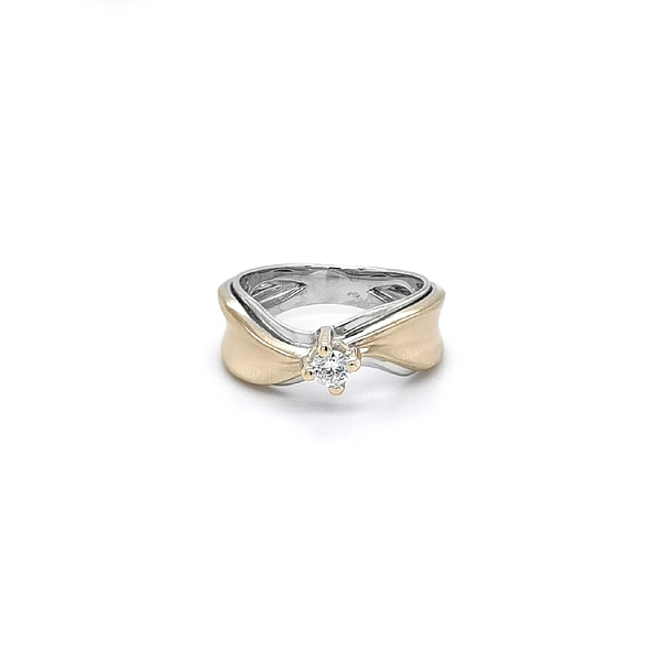 Verlobungsring mit Zirkon aus kombiniertem Gold