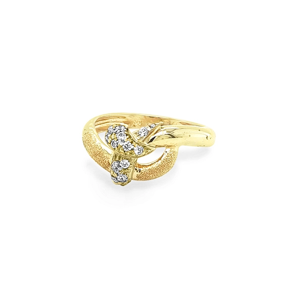 Goldring mit Zirkonen