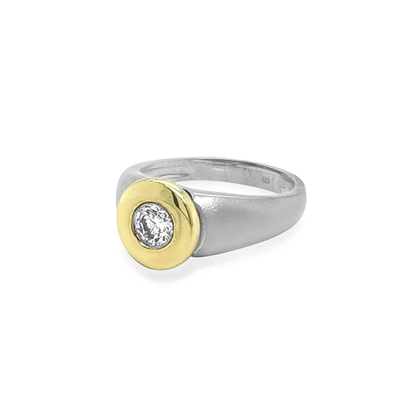 Goldring mit Zirkon