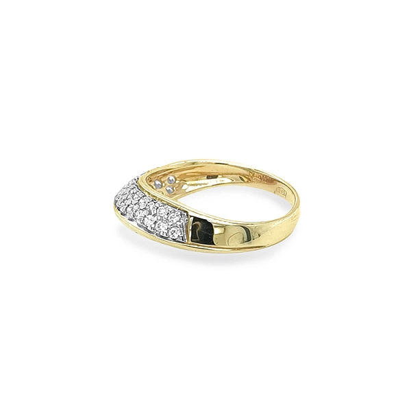 Goldring mit Zirkonen