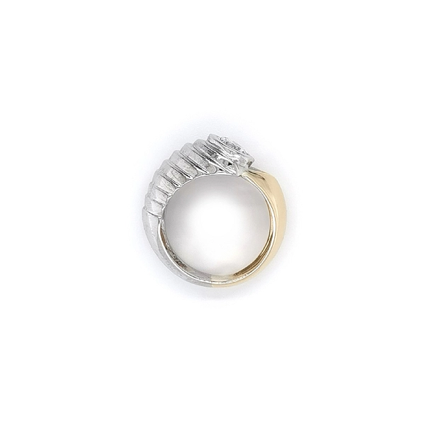 Ring mit Zirkon aus Kombinationsgold