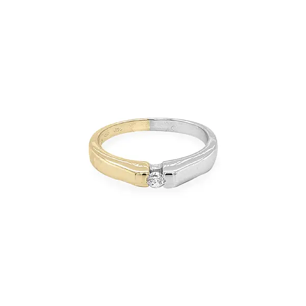 Gold Verlobungsring mit Zirkon