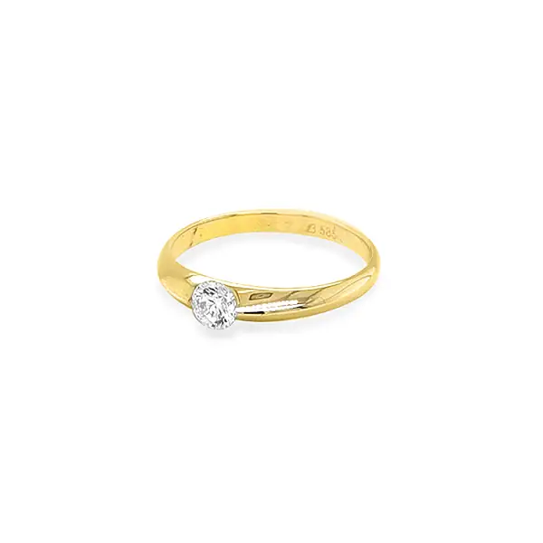 Gold Verlobungsring mit Zirkon