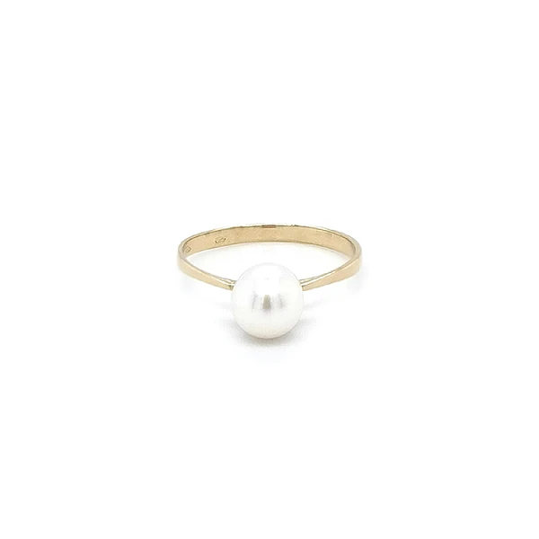 Goldring mit Perle
